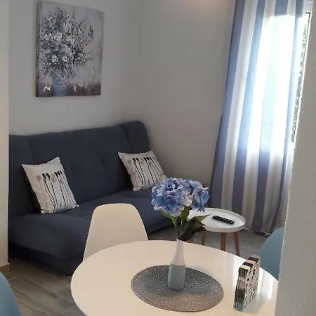 Antony アパート *