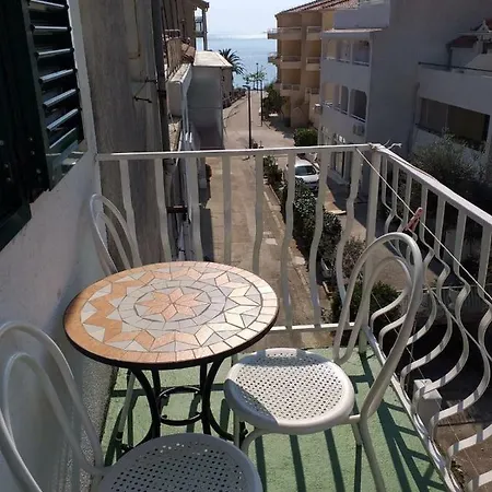 Antony ドルヴェニク