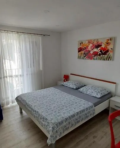 Antony Drvenik (Split-Dalmatia)