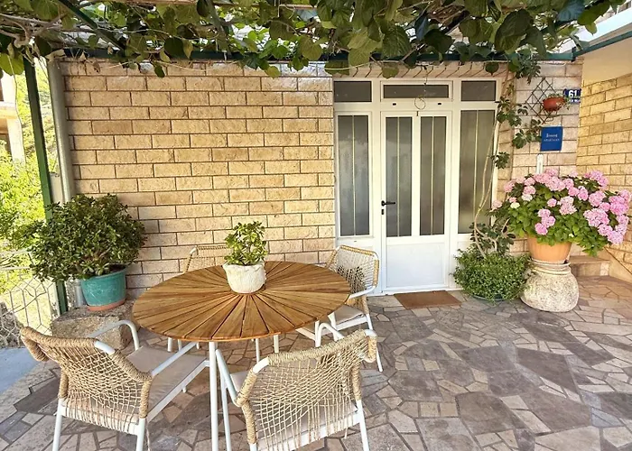 Antony Drvenik (Split-Dalmatia)